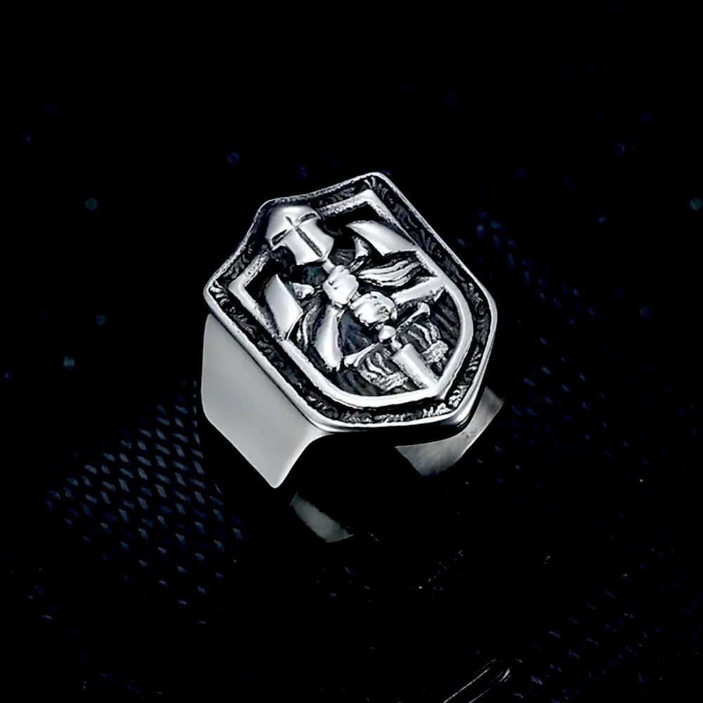 Titanium Steel Temple Knight Pattern Men's Ring